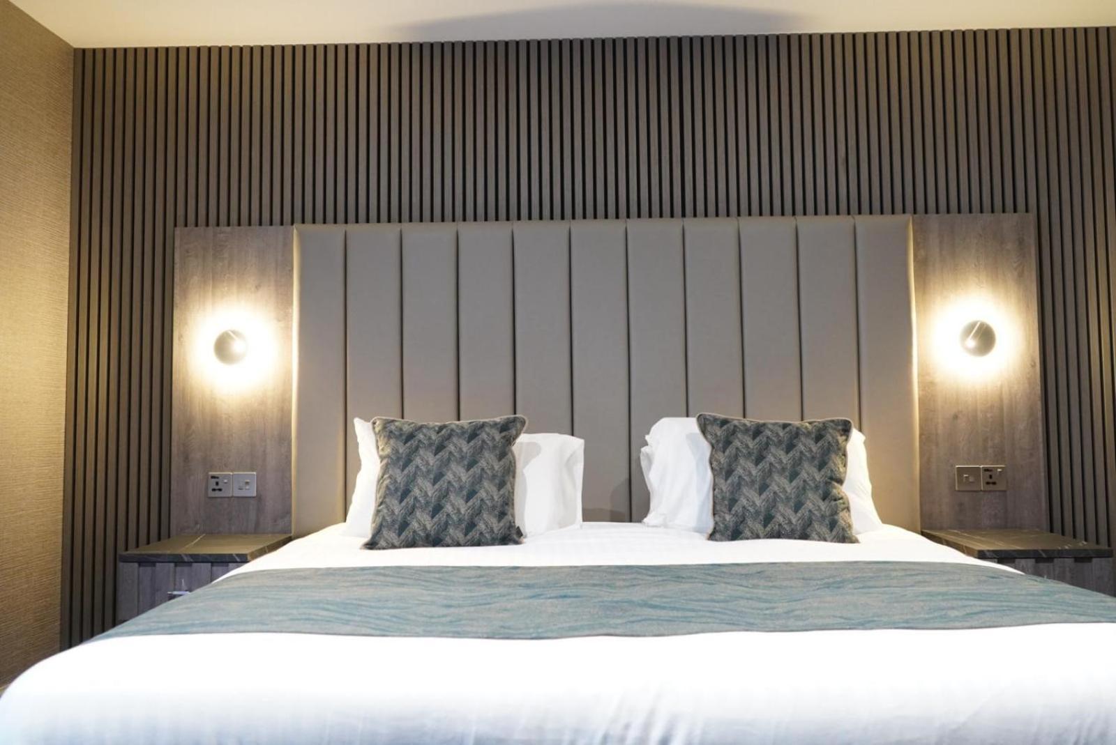 The Knowes Hotel & Restaurant Macduff Buitenkant foto
