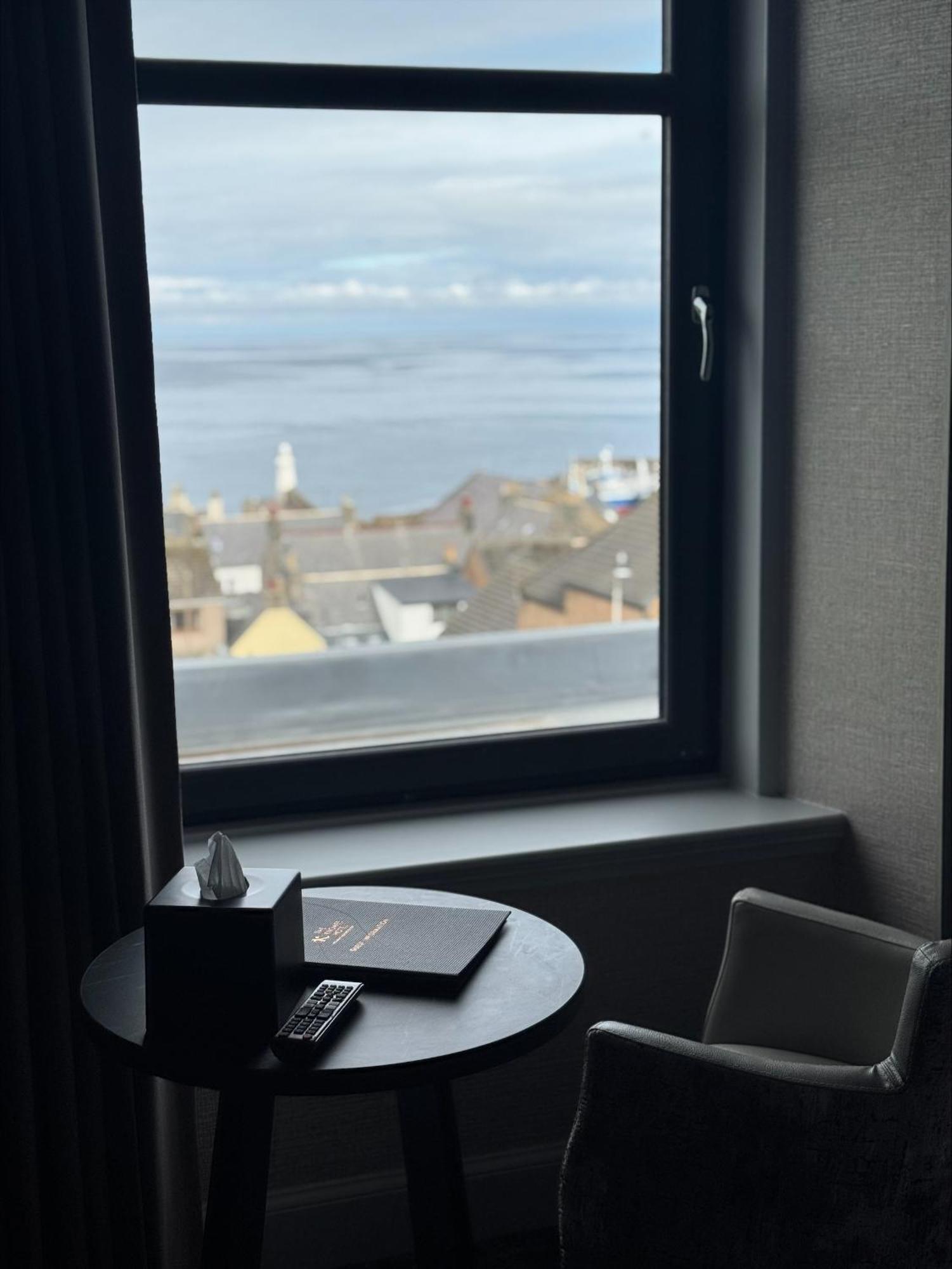 The Knowes Hotel & Restaurant Macduff Kamer foto